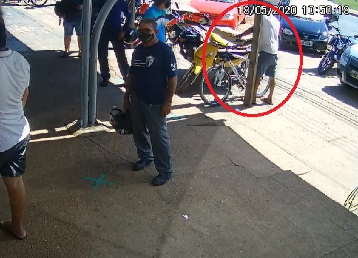 Morador De Rua Furta Bicicleta E Vende Por R Reais Em Vg Vgn