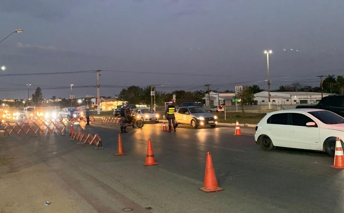 Tr S Motoristas S O Presos Por Dirigirem B Bados E Um Por Desacato E