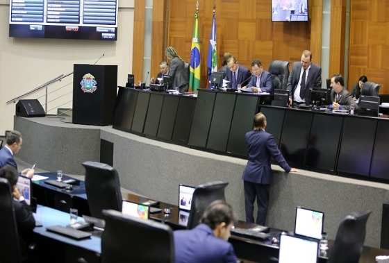  Mauro Mendes deve enviar até o início de janeiro proposta com RGA dos servidores 