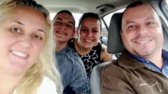 família