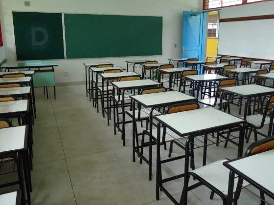 Retorno das aulas s~~o prorrogadas em Cuiab