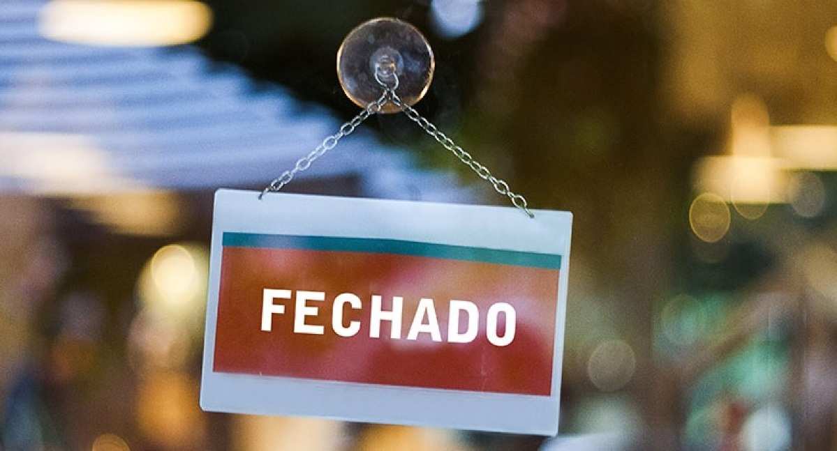 Comércio Fechado