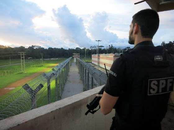 presídio federal-brasil