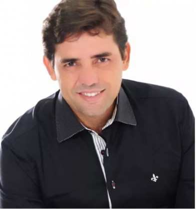 Advogado Milton Queiroz Lopes