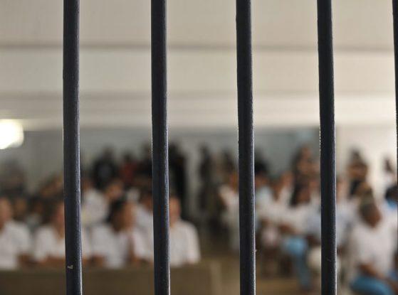presídio-detentos 