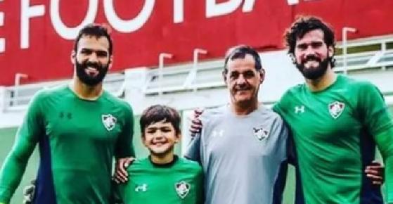 Goleiros e Pai