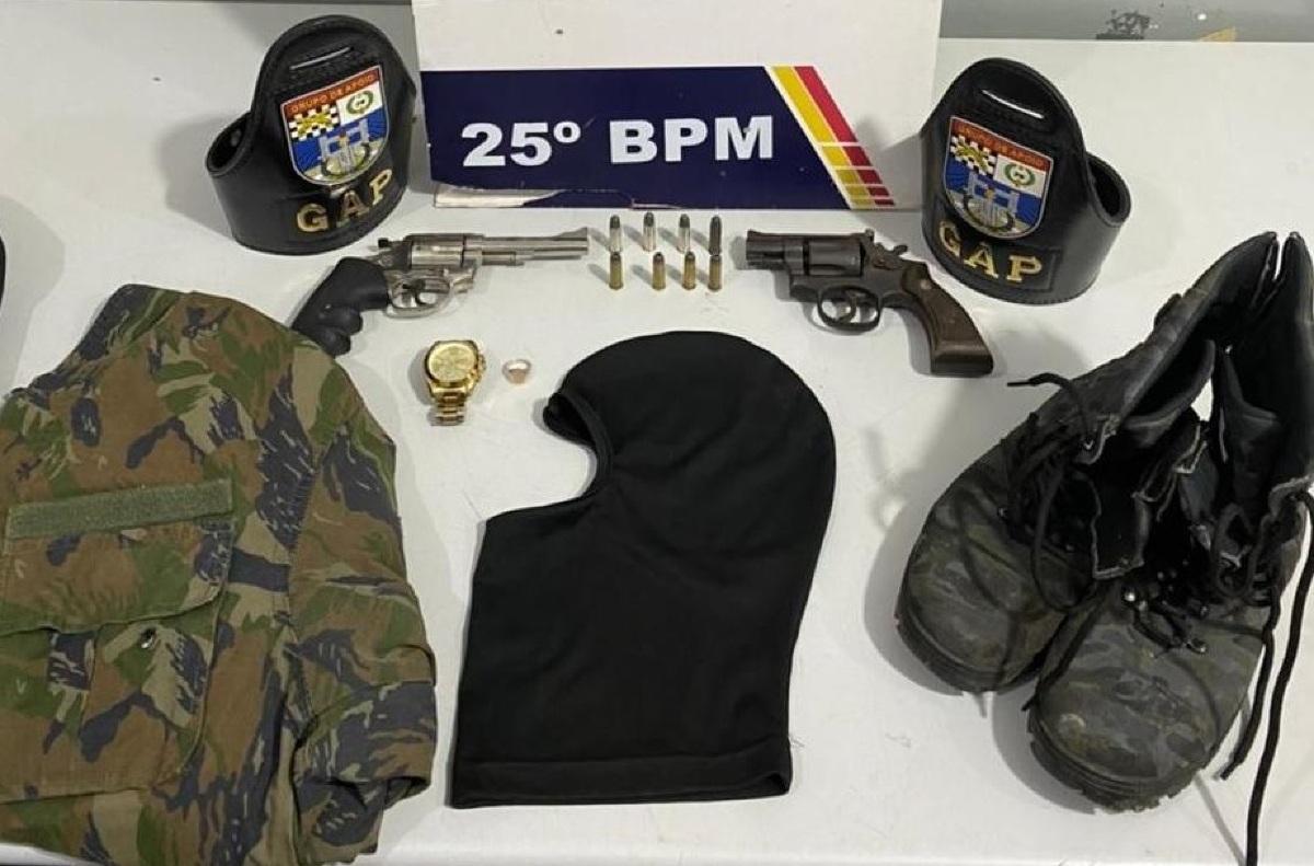 Policiais resgatam vítima
