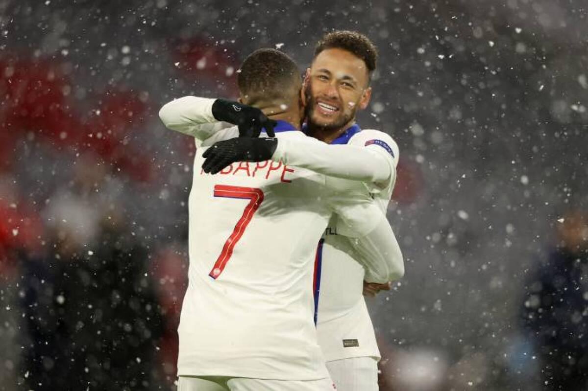 Neymar e Mbappé 