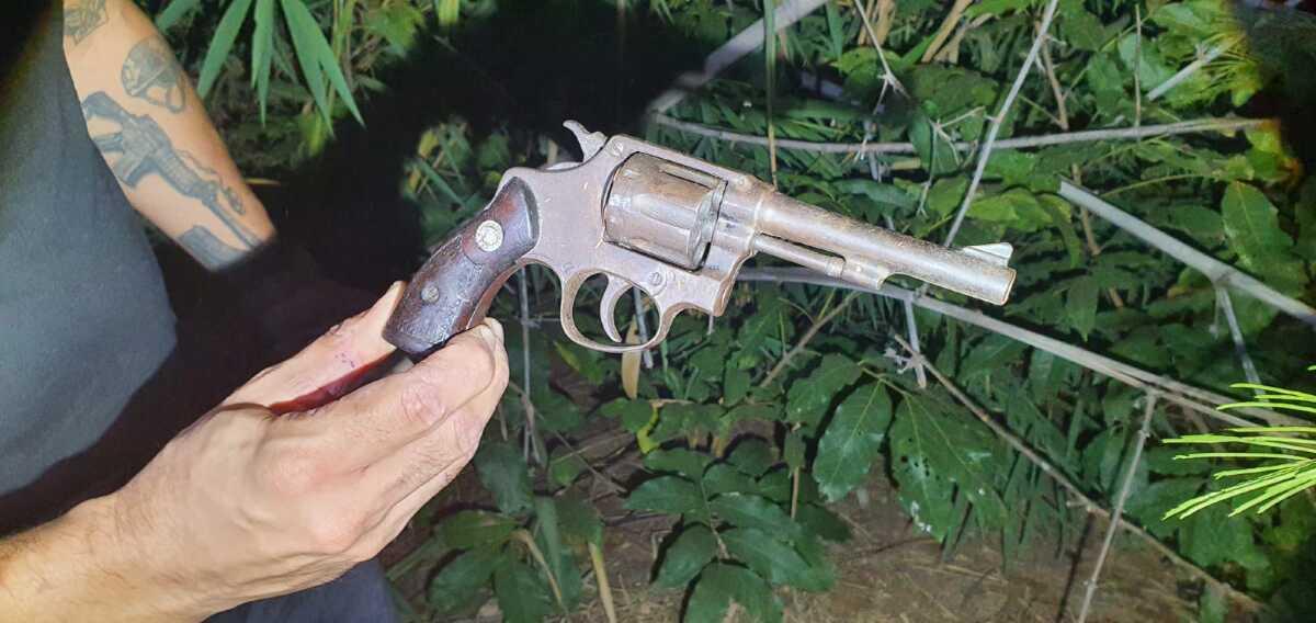 arma do suspeito