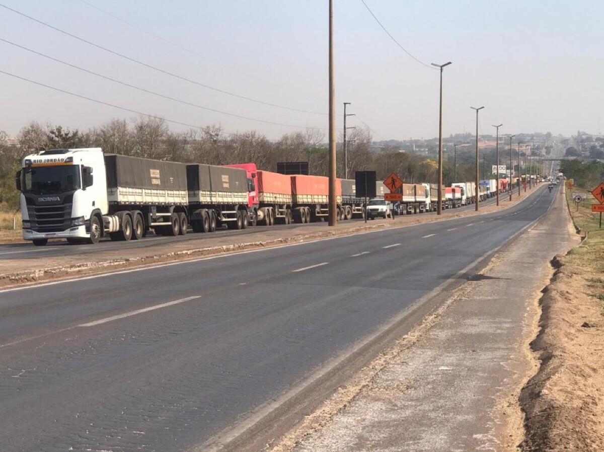 VGN_bloqueio_rodovias_manifestantes pró-Bolsonaro