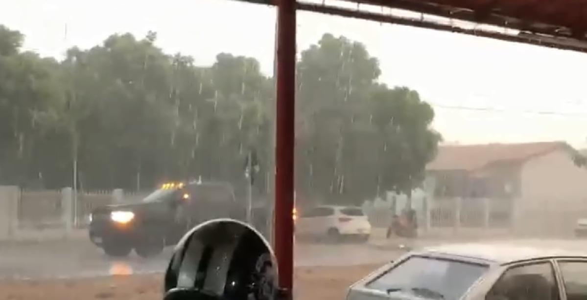 VGN; chuva; ventania; Várzea Grande