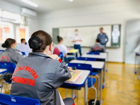 escola_militar