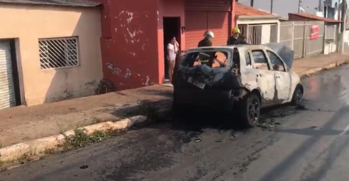 VGN; incêndio; veículos; Cuiabá; Corpo de Bombeiros