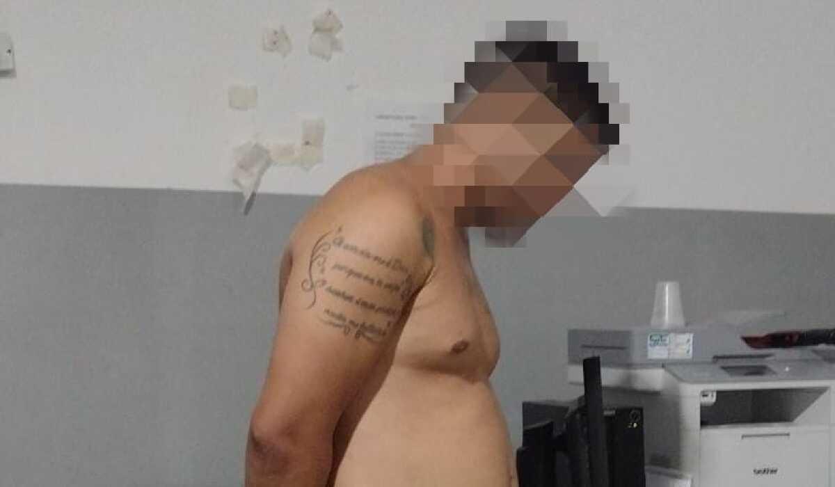 filho foi preso depois de empurrar mãe