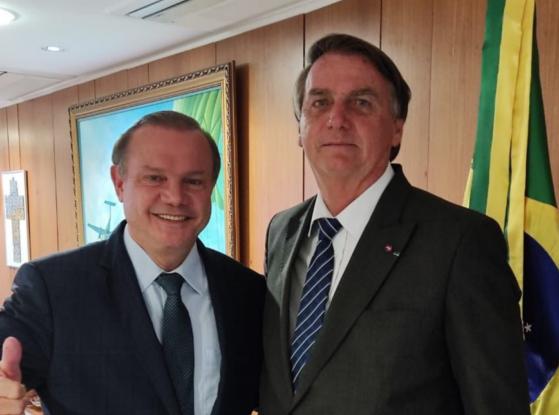 Bolsonaro lança pré-candidatura à reeleição no domingo (27); senador convida mato-grossenses