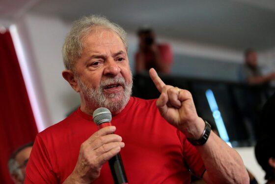 Lula era acusado do cometido de suposto tráfico de influência em troca de dinheiro na compra dos aviões