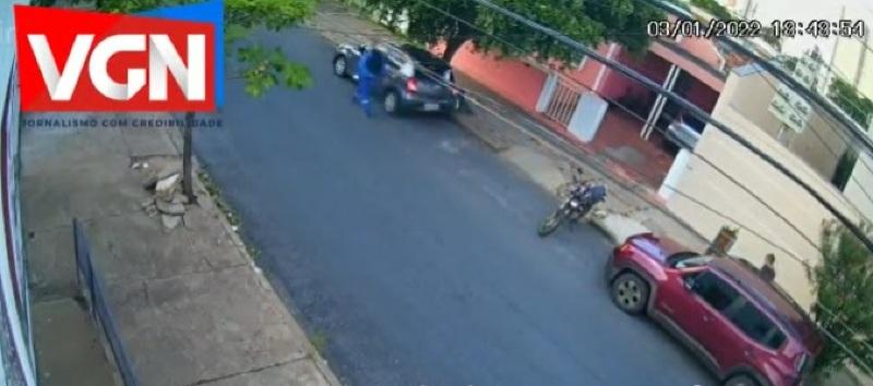 Homem é detido após quebrar vidro de carro de motorista de aplicativo em  Cuiabá, Mato Grosso