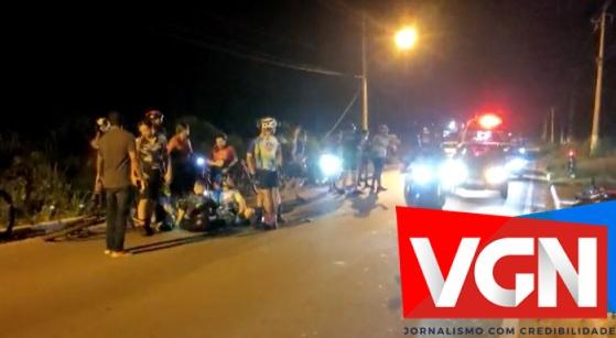 Três ciclistas ficaram feridos após colidirem com cavalos em avenida de VG