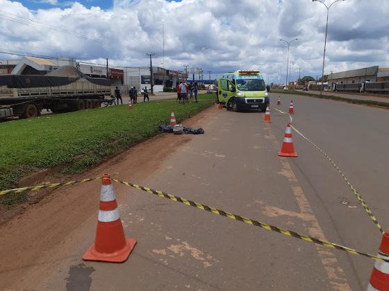 Pedestre morrer atropelado por carreta na BR-163.