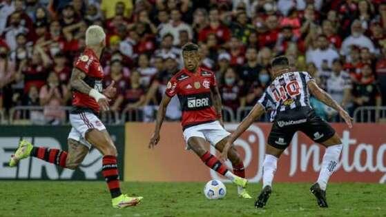 Delegações de Flamengo e Atlético-MG devem chegar em Cuiabá no sábado (19)