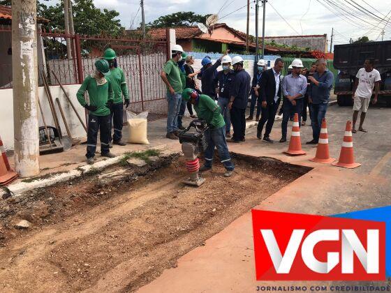 Serviço de recapeamento no bairro Dom Aquino