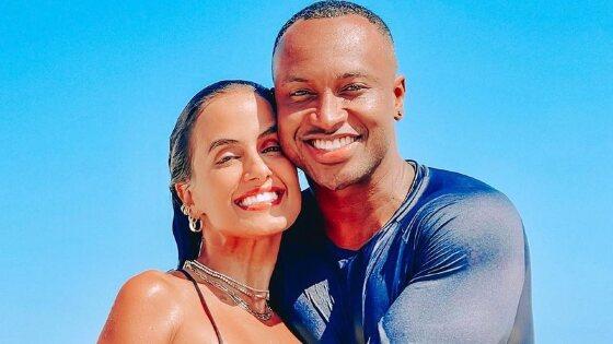 Thiaguinho posta primeira foto com Carol Peixinho e fãs vibram