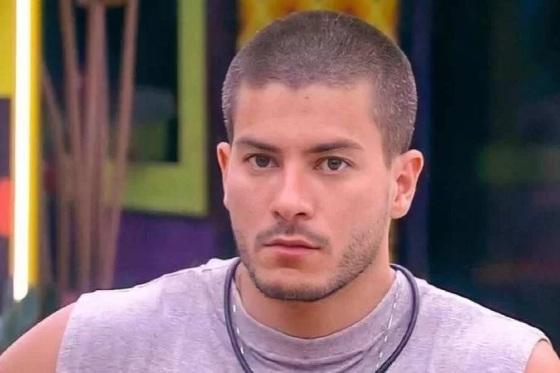 VGN; Arthur; BBB22; Taróloga