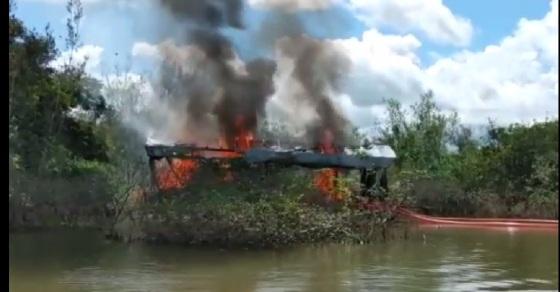 Ibama e PF encerram Operação "Olhos D"água" , destroem equipamentos e indiciam garimpeiros