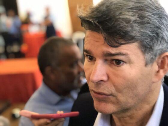Medeiros, que votou contra, mas insiste em provar o contrário