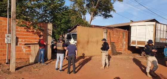 Policiais durante operações, na semana passada