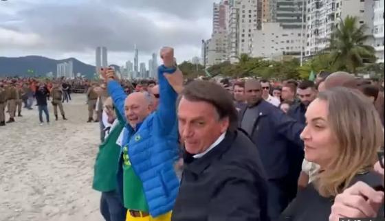 Presidente manda vice-governadora ficr para trásmda