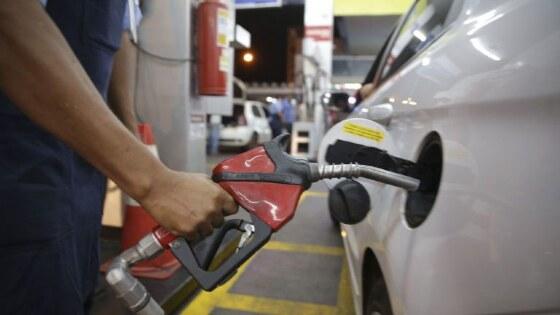 Valor do litro vendido às distribuidoras terá queda de R$ 0,25