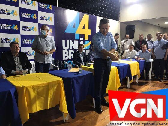 Mauro fala durante evento do União, na tarde desta terça (12)