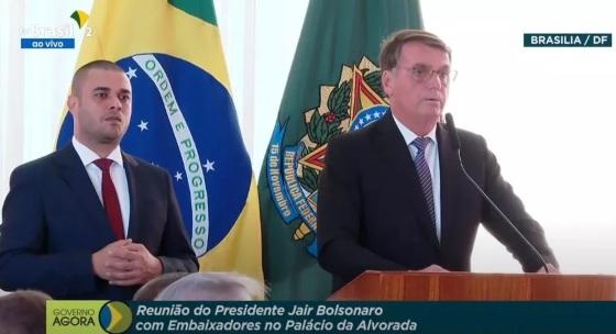Em vídeo, Bolsonaro voltou a colocar em dúvida segurança do processo eletrônico de votação em dúvida e criticou ministros do TSE