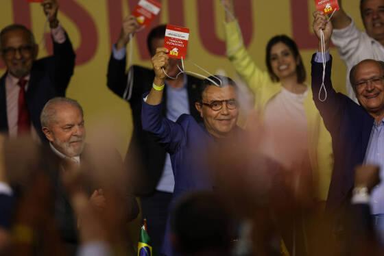 Lula (esq) e Alckmim (dir): dobradinha começa as articulções oficiais