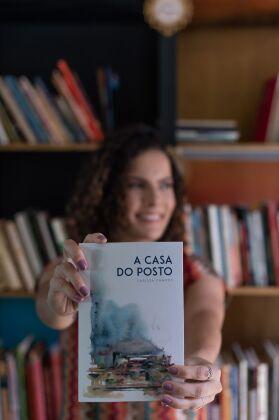 larissa campos- a casa do posto