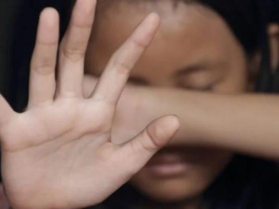 Mãe pediu para faccionada bater na filha por ela ter ido ao motel com feirante.