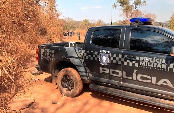 O adolescente morreu durante a tentativa de fuga do bando.