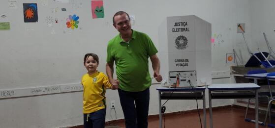 Fagundes acredita em sua reeleição e vê 2º turno entre Bolsonaro e Lula 