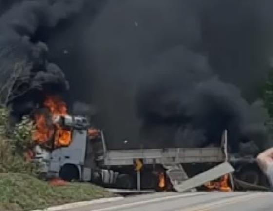 incêndio; carreta; A4; Cáceres; VGN 