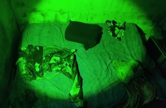 Jovens são vítimas de tortura após foto fazendo alusão a facção rival.