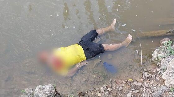 Corpo de homem é encontrado em rio de Santo Antônio do Leverger.