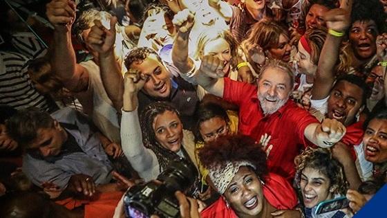 Datafolha aponta vitória de Lula a presidente da República