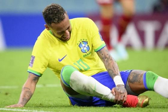 Neymar; lesionado; fora; próximo jogo; Suíça; Copa do Mundo; VGN 