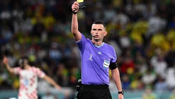 Michael Oliver 