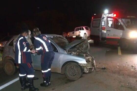 Bêbado, pai de cacique morre ao colidir automóvel contra caminhão em MT.