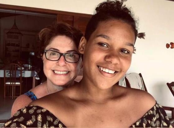 Jovem de 22 anos, filha de procuradora de MT morre nesta segunda (02).