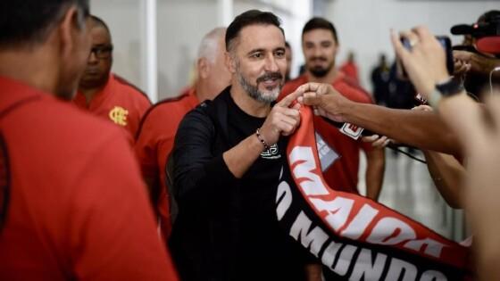 Vítor Pereira chega ao Rio para assinar com o Flamengo