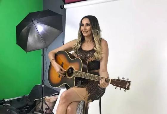 Morre Rita de Cássia, cantora do hit 'Meu Vaqueiro, Meu Peão'