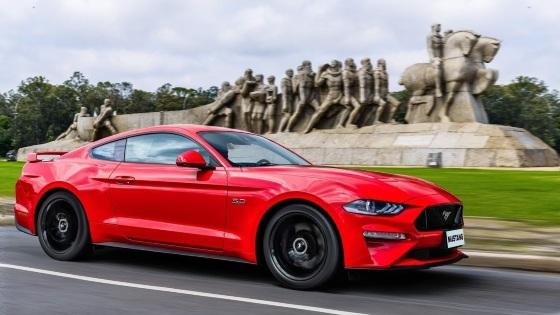 Ford Mustang, carro esportivo